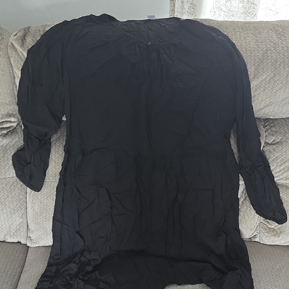 Old Navy Black Garment